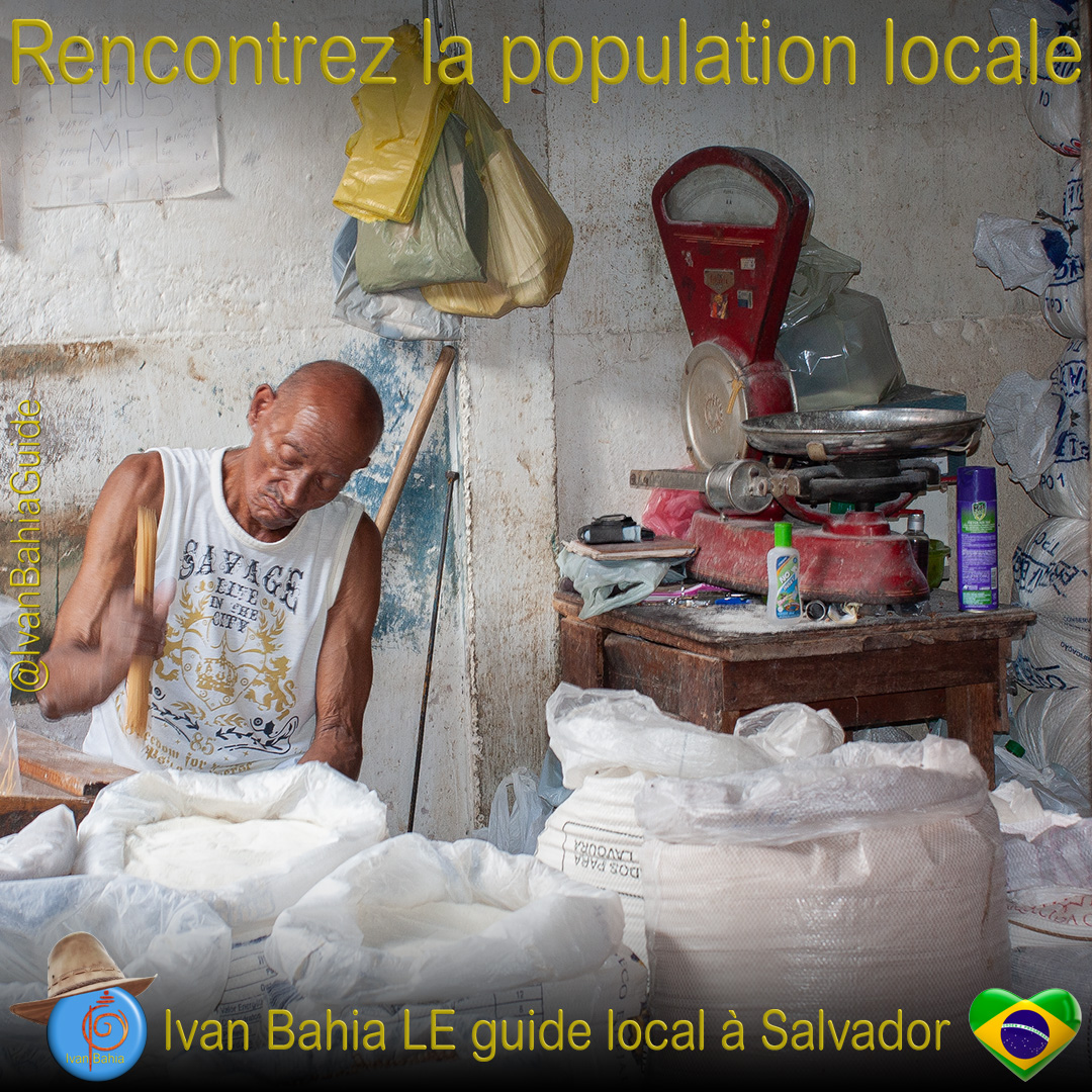 Rencontre avec des gens locaux au Marché Mercado Sao Joachim à Salvador da Bahia, forme de tourisme social et équitable, à dévouvrir avec Ivan Bahia Guide @ivanbahiaguide #IvanBahiaGuide #IvanSalvadorGuide #Bresil #BresilEssentiel  #SalvadorGuide #BahiaFotoguidebresil #FernandoBingreTourGuide #VoyageBahia #VoyagerAuBresil #IBG #GuideDeTourismeSalvadorBahiaBresil